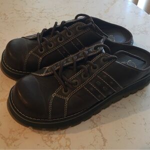 Fashion Bug Women’s Chunky Heeled Oxford Slip-On Shoes Lace-Up Brown Size 9 NWOT